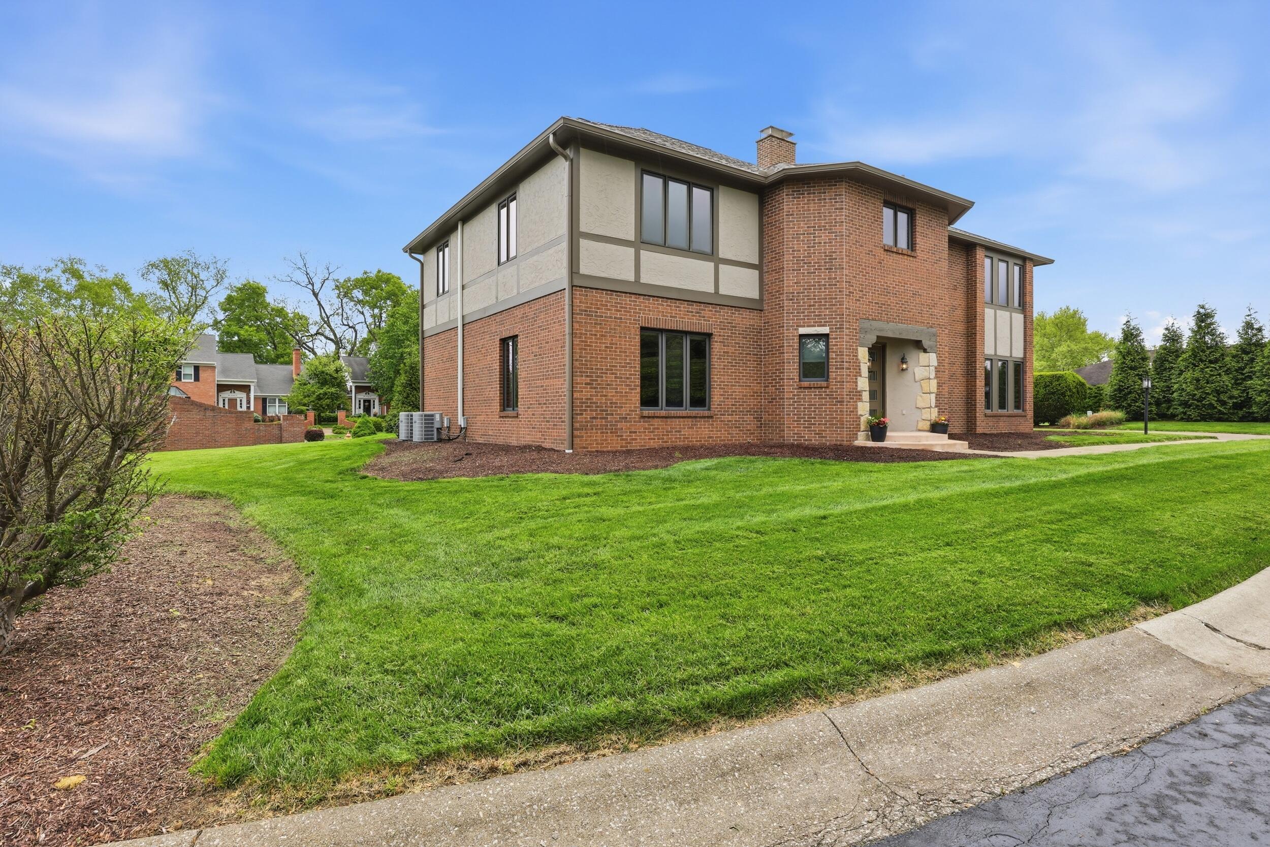 180 Stanwick Court