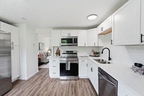 Tiny photo for 2390 Daleton Place, Columbus, OH 43232 (MLS # 226019044)
