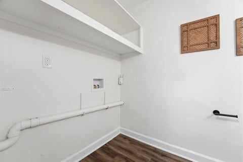Tiny photo for 2390 Daleton Place, Columbus, OH 43232 (MLS # 226019044)