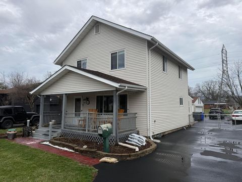 Photo of 4450 N 4th Street, Columbus, OH 43224 (MLS # 226006972)