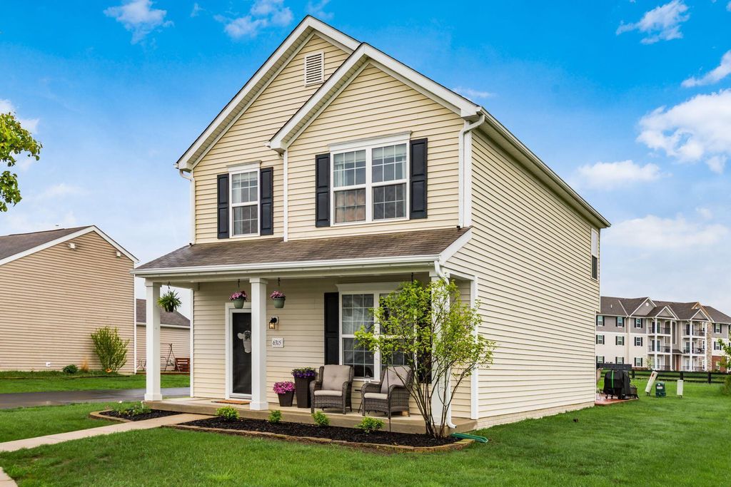 Photo of 6315 Red Glare Drive 273 #273, Galloway, OH 43119 (MLS # 226014655)