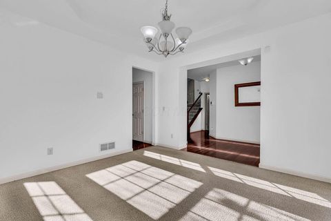 Tiny photo for 6146 Ravenhill Road, Hilliard, OH 43026 (MLS # 225045225)