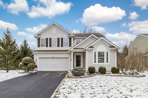 Photo of 3100 Splitrock Road, Columbus, OH 43221 (MLS # 226005423)