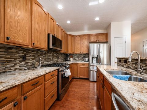 Tiny photo for 3273 Belstone Drive, Grove City, OH 43123 (MLS # 226003298)