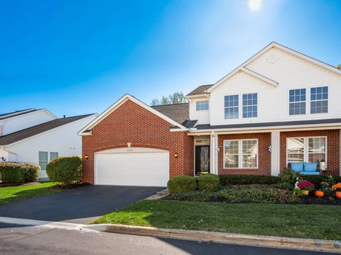 Photo of 3273 Belstone Drive, Grove City, OH 43123 (MLS # 226003298)