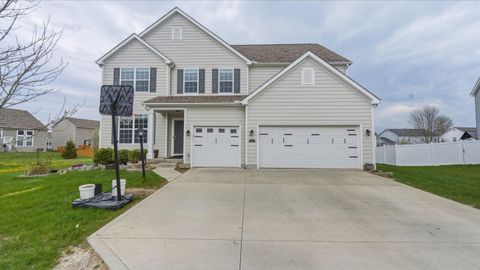 Photo of 114 Heft Court, Pickerington, OH 43147 (MLS # 226010469)