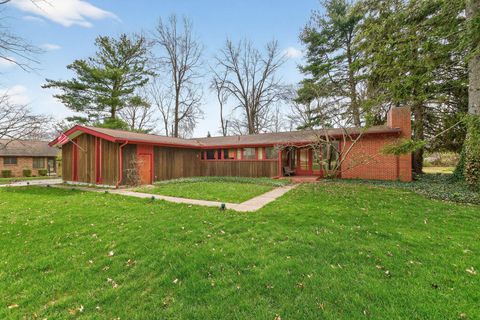 Photo of 91 Pocono Road, Columbus, OH 43235 (MLS # 226010206)