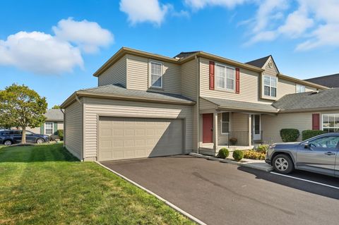 Photo of 5589 Valencia Park Boulevard 11A #11A, Hilliard, OH 43026 (MLS # 225037629)