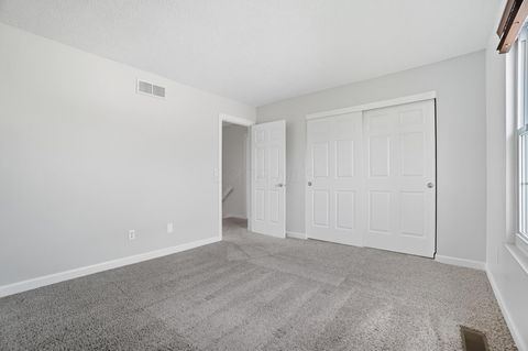 Tiny photo for 5589 Valencia Park Boulevard 11A #11A, Hilliard, OH 43026 (MLS # 225037629)