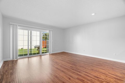 Tiny photo for 5589 Valencia Park Boulevard 11A #11A, Hilliard, OH 43026 (MLS # 225037629)