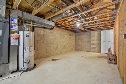 Tiny photo for 5589 Valencia Park Boulevard 11A #11A, Hilliard, OH 43026 (MLS # 225037629)