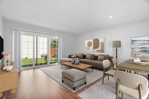 Tiny photo for 5589 Valencia Park Boulevard 11A #11A, Hilliard, OH 43026 (MLS # 225037629)