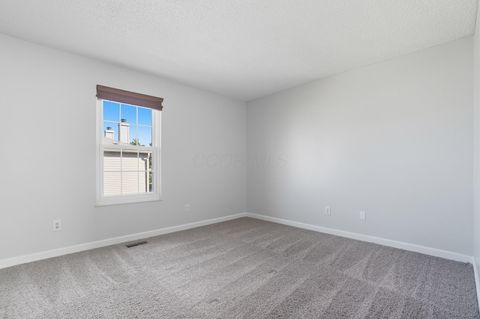 Tiny photo for 5589 Valencia Park Boulevard 11A #11A, Hilliard, OH 43026 (MLS # 225037629)