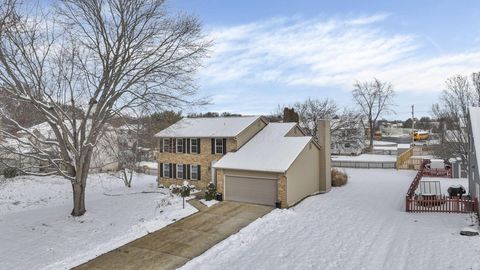 Tiny photo for 12364 Woodsfield Circle E, Pickerington, OH 43147 (MLS # 225046230)