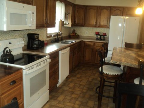 Tiny photo for 742 Fairway Drive, Washington Court House, OH 43160 (MLS # 226002333)