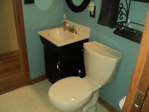 Tiny photo for 742 Fairway Drive, Washington Court House, OH 43160 (MLS # 226002333)