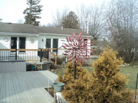 Tiny photo for 742 Fairway Drive, Washington Court House, OH 43160 (MLS # 226002333)