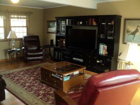 Tiny photo for 742 Fairway Drive, Washington Court House, OH 43160 (MLS # 226002333)