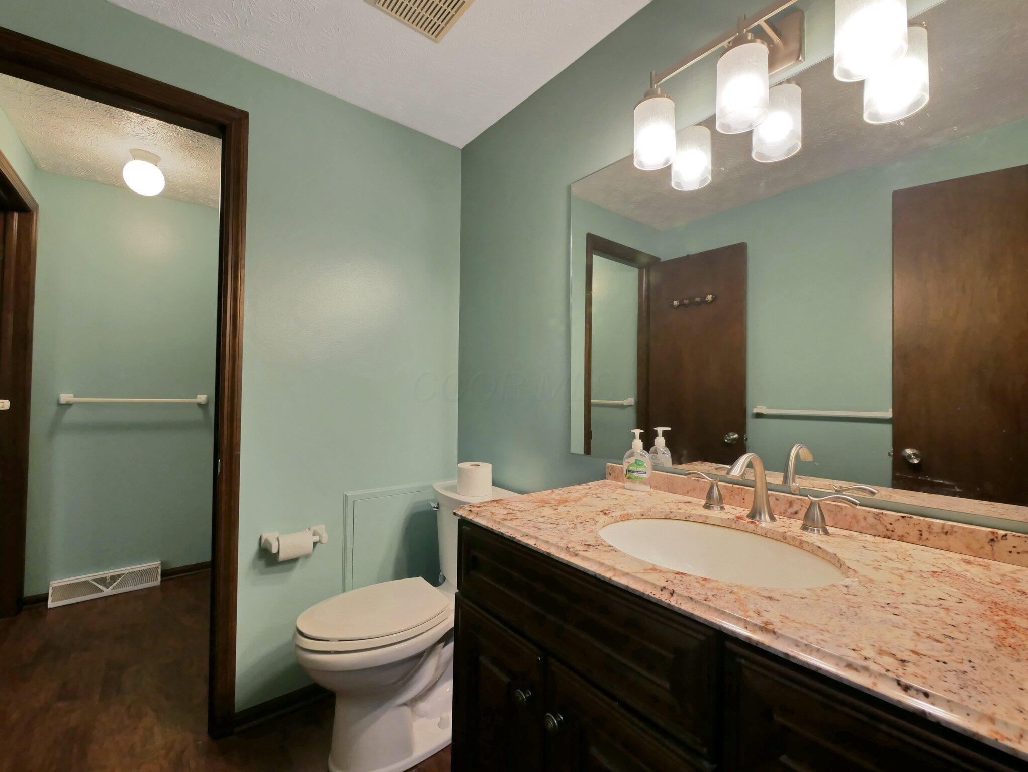 5840 Godown Road, Columbus, Ohio image 25