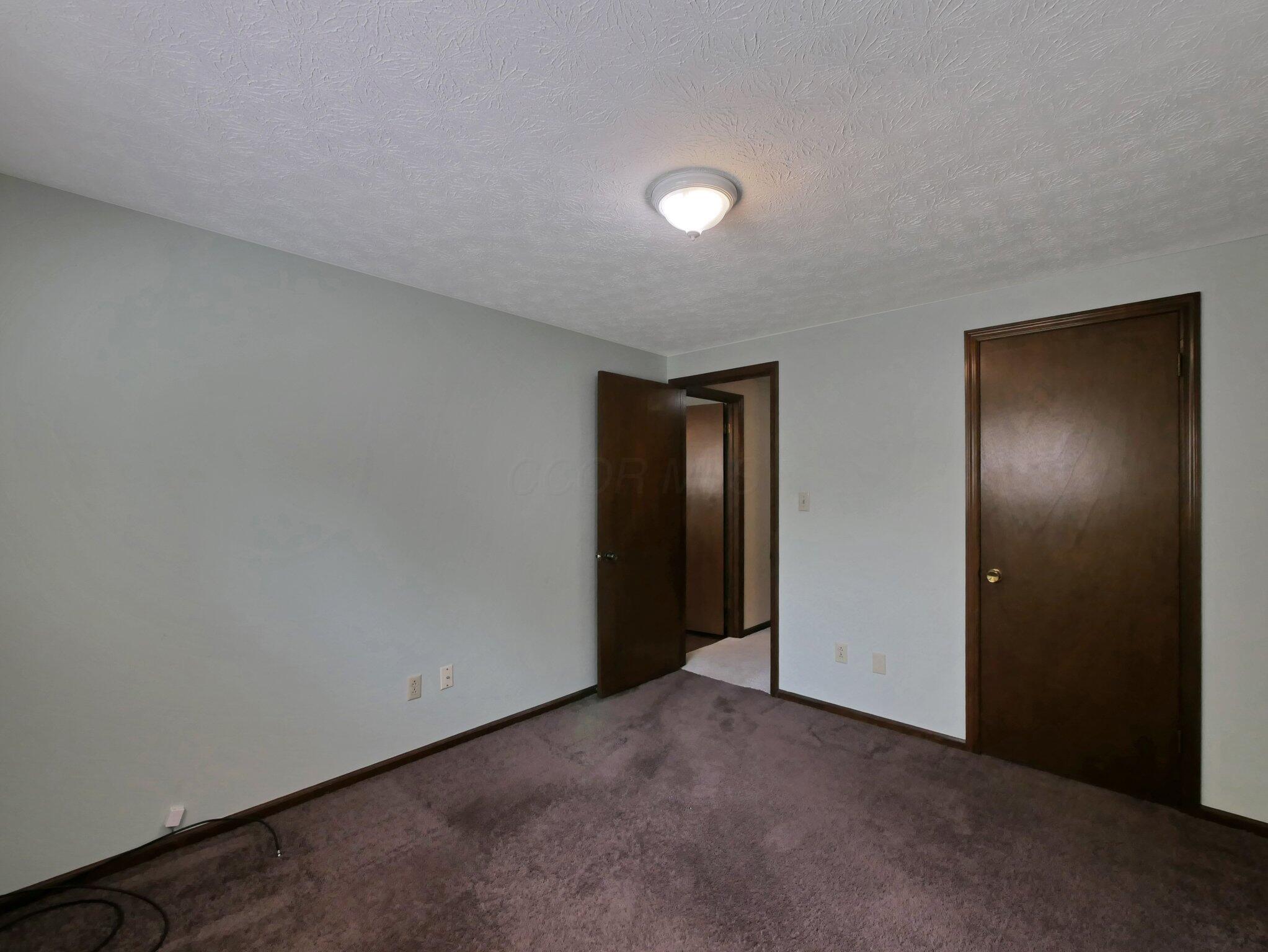 5840 Godown Road, Columbus, Ohio image 32