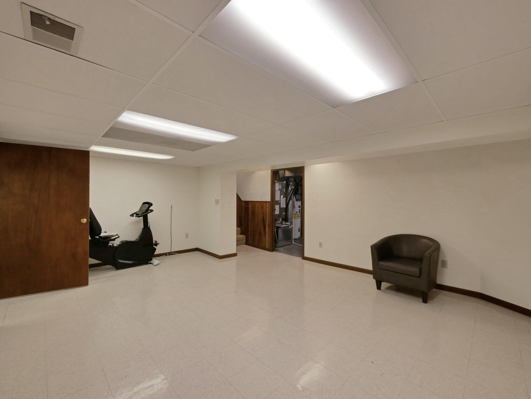 5840 Godown Road, Columbus, Ohio image 38