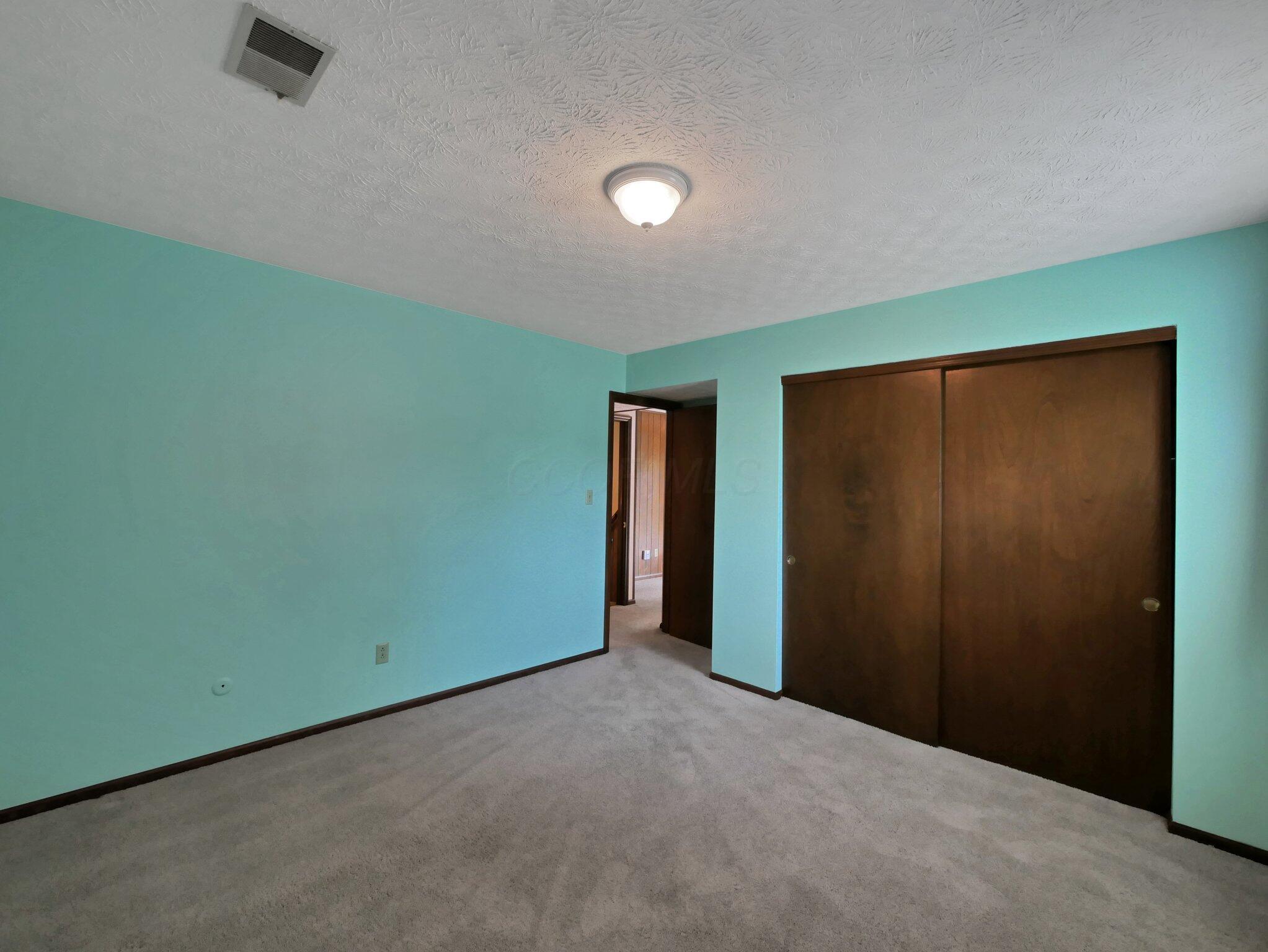 5840 Godown Road, Columbus, Ohio image 34