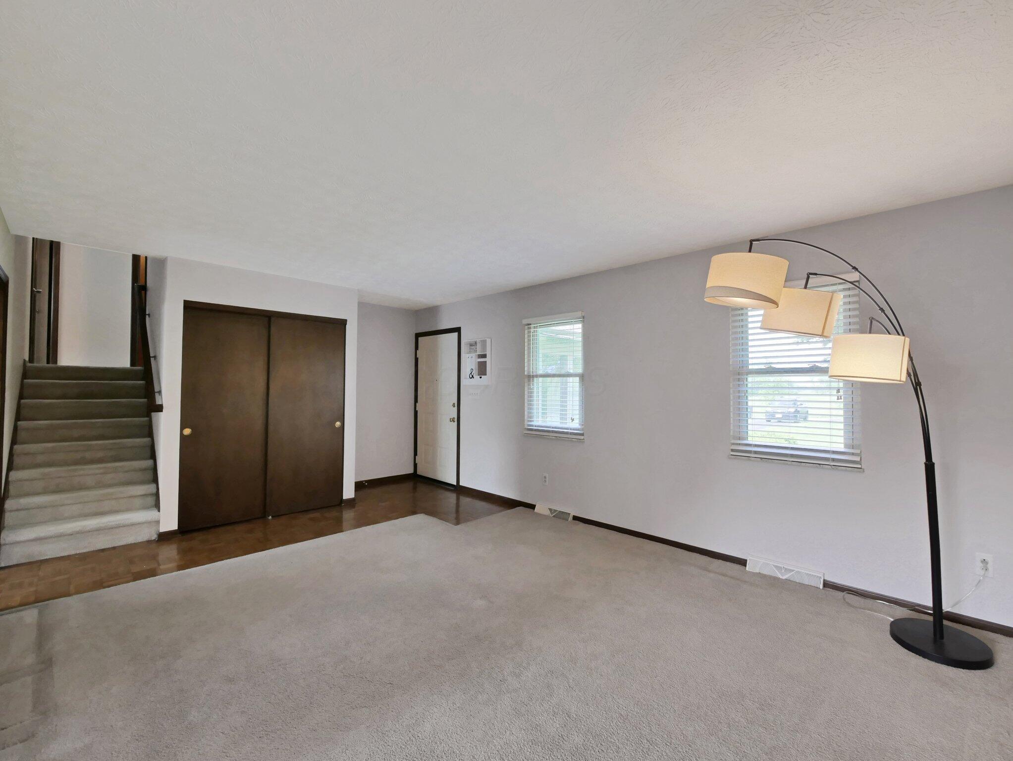 5840 Godown Road, Columbus, Ohio image 8