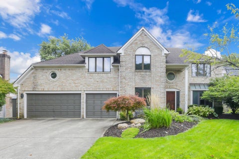 Photo of 1117 Limberlost Court, Columbus, OH 43235 (MLS # 226033297)