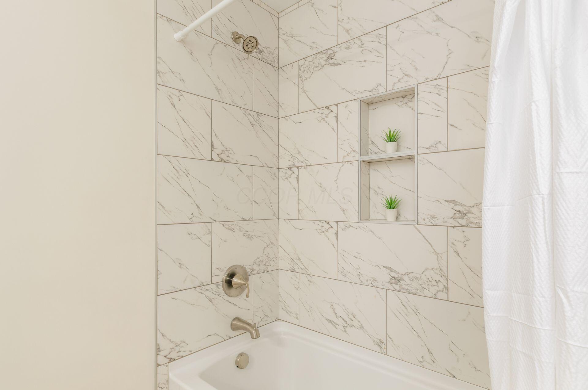 605 Frebis Avenue, Columbus, Ohio image 30