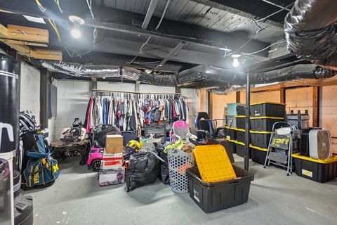 Tiny photo for 132 N Pierce Avenue, Lancaster, OH 43130 (MLS # 225044629)