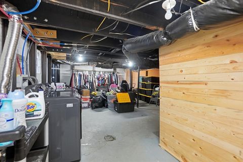 Tiny photo for 132 N Pierce Avenue, Lancaster, OH 43130 (MLS # 225044629)