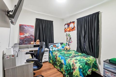 Tiny photo for 132 N Pierce Avenue, Lancaster, OH 43130 (MLS # 225044629)