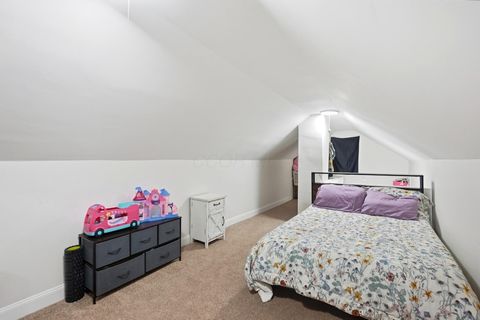 Tiny photo for 132 N Pierce Avenue, Lancaster, OH 43130 (MLS # 225044629)