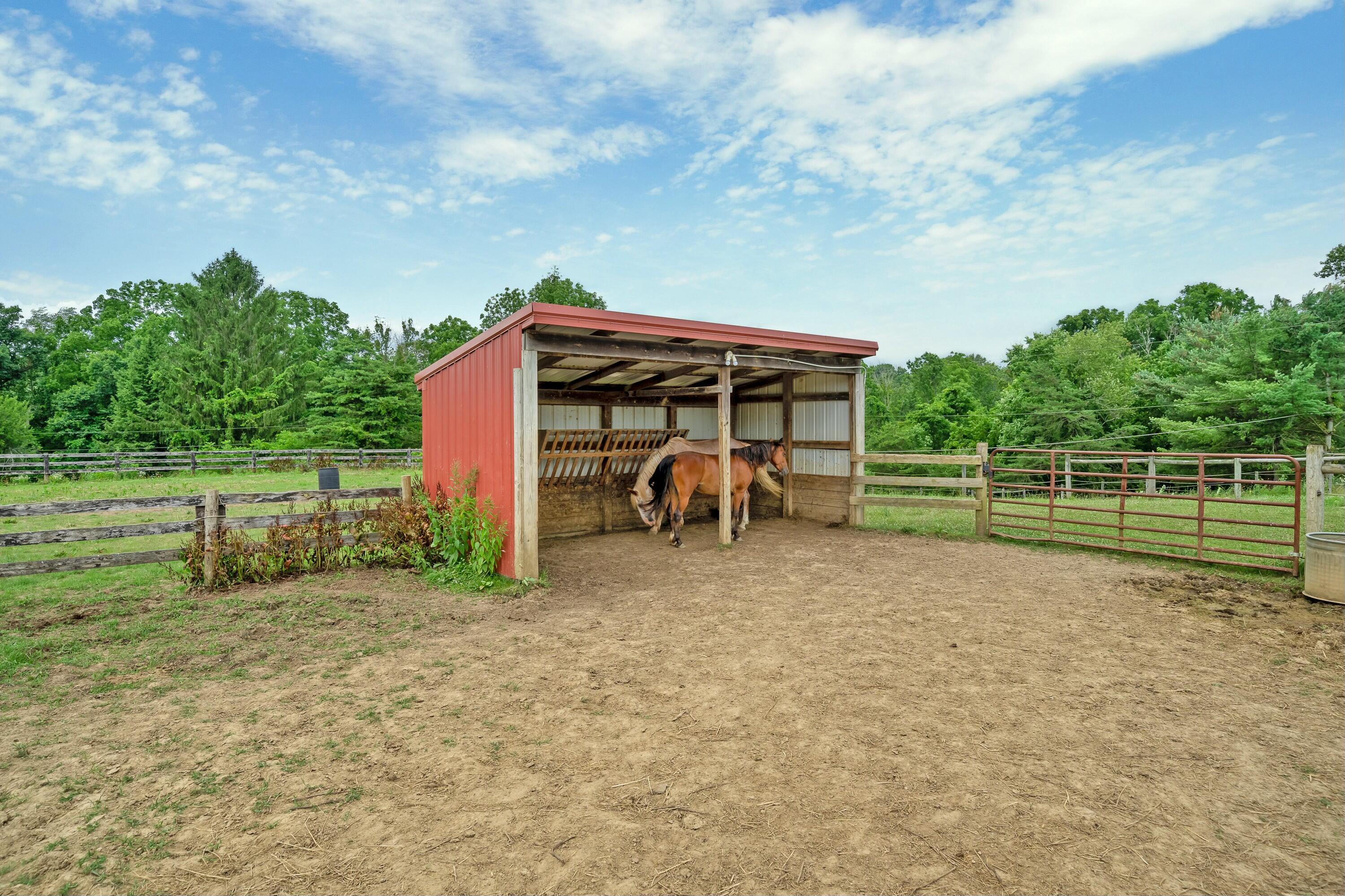 277 Winnebago Lane, Sugar Grove, Ohio image 44