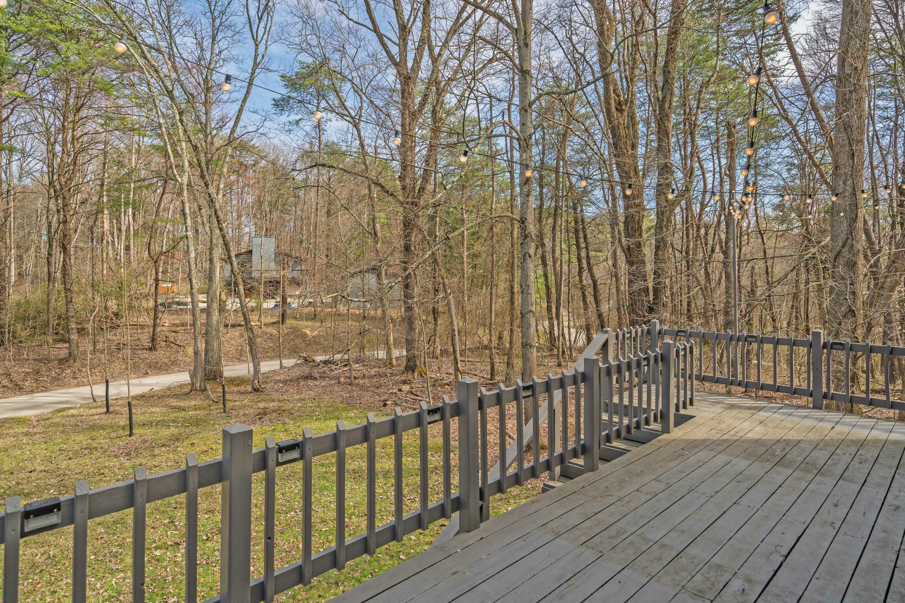 277 Winnebago Lane, Sugar Grove, Ohio image 8