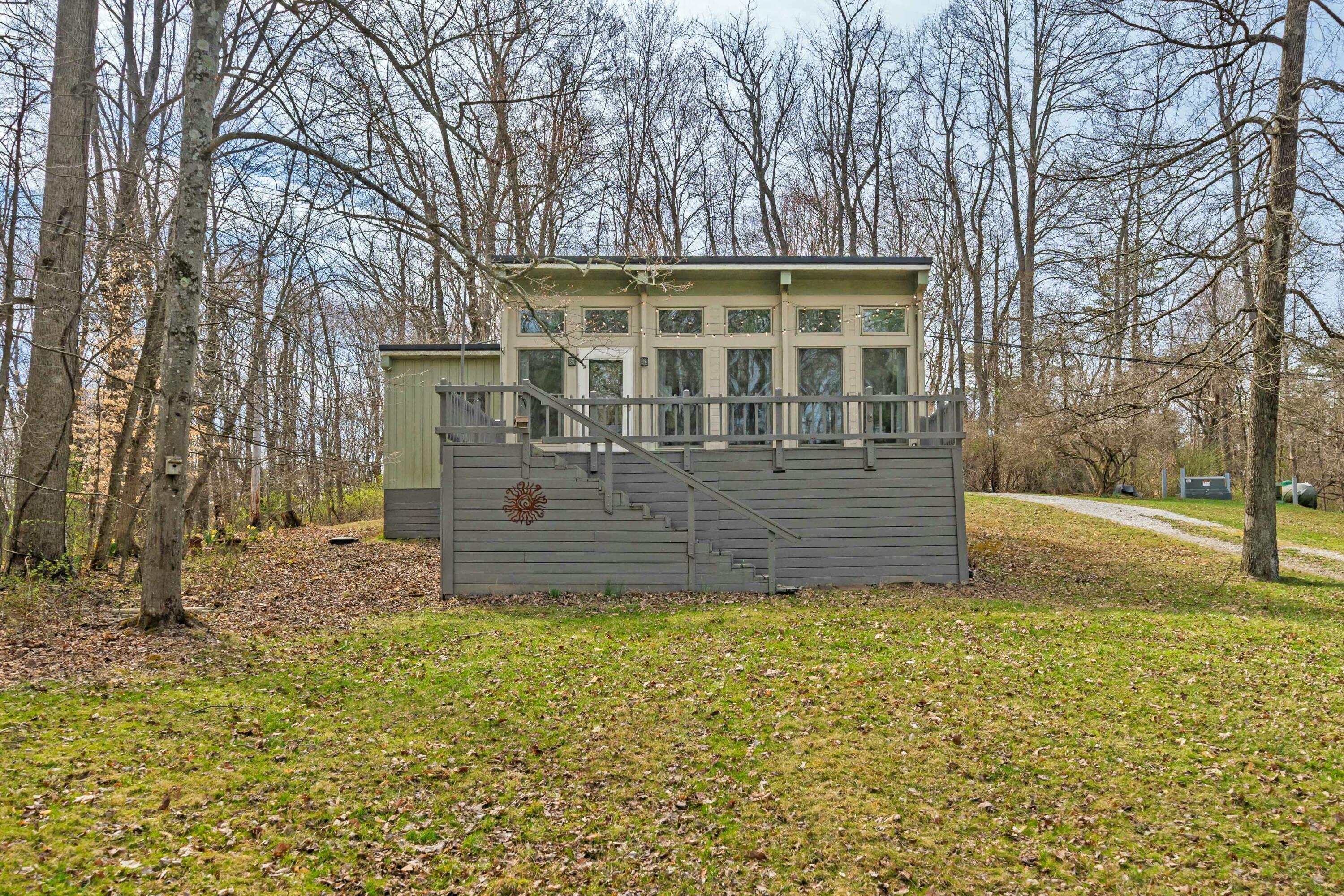 277 Winnebago Lane, Sugar Grove, Ohio image 5