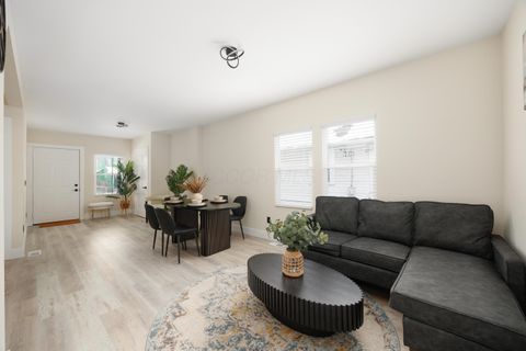 Tiny photo for 704 Hanford Street, Columbus, OH 43206 (MLS # 225044763)