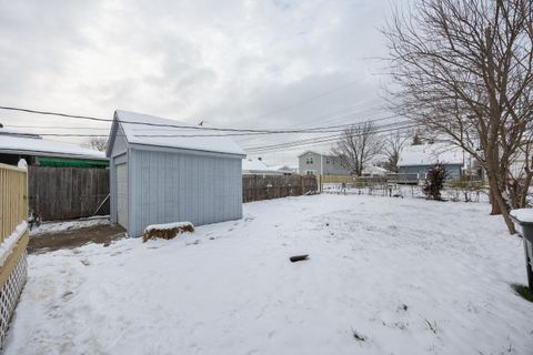 Tiny photo for 704 Hanford Street, Columbus, OH 43206 (MLS # 225044763)
