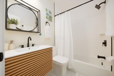 Tiny photo for 704 Hanford Street, Columbus, OH 43206 (MLS # 225044763)