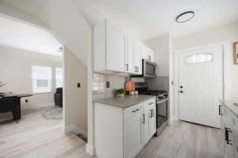 Tiny photo for 704 Hanford Street, Columbus, OH 43206 (MLS # 225044763)