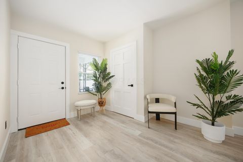 Tiny photo for 704 Hanford Street, Columbus, OH 43206 (MLS # 225044763)