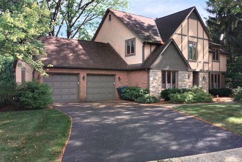 Photo of 7660 Norhill Road, Columbus, OH 43235 (MLS # 225043121)