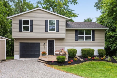 Photo of 534 Brentwood Drive NE, Newark, OH 43055 (MLS # 226028545)