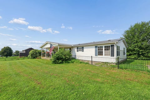 Tiny photo for 25477 Armstrong Road, Laurelville, OH 43135 (MLS # 226029104)