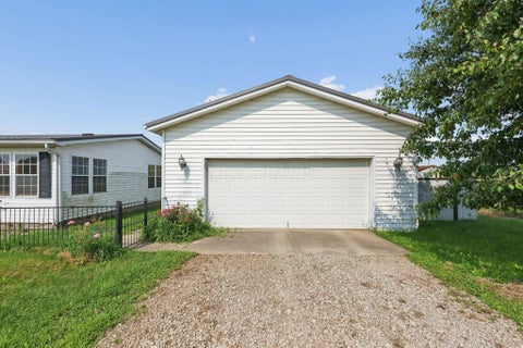 Tiny photo for 25477 Armstrong Road, Laurelville, OH 43135 (MLS # 226029104)