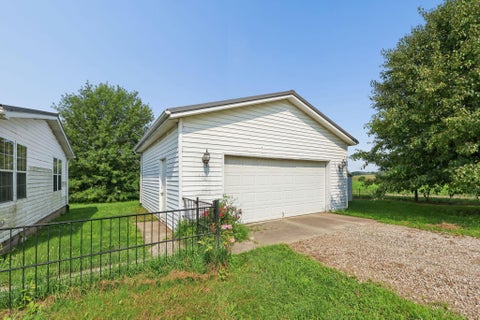 Tiny photo for 25477 Armstrong Road, Laurelville, OH 43135 (MLS # 226029104)