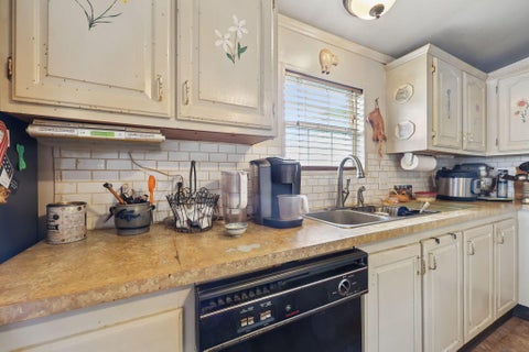 Tiny photo for 25477 Armstrong Road, Laurelville, OH 43135 (MLS # 226029104)