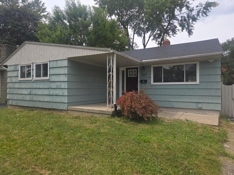 Photo of 1367 Aven Drive, Columbus, OH 43227 (MLS # 226033198)