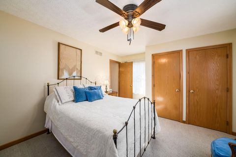Tiny photo for 2383 Birch Bark Trail, Grove City, OH 43123 (MLS # 225037510)