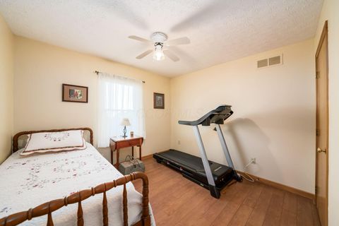 Tiny photo for 2383 Birch Bark Trail, Grove City, OH 43123 (MLS # 225037510)